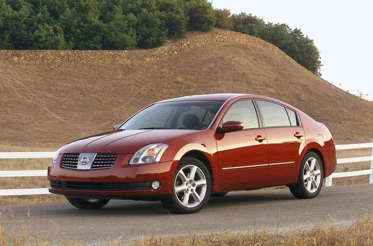 2005 Nissan Maxima Picture